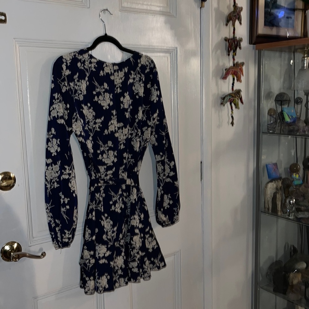 Never worn dress maker unknown, We ordered it on line